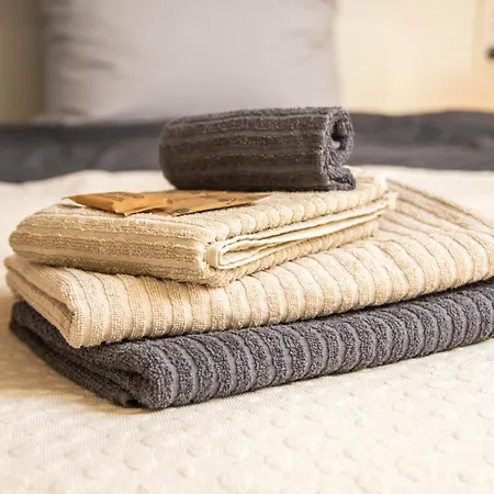 Raum-wunder Mit Kueche Und Smart-tv شقة كارلسروه