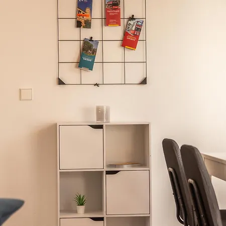 Raum-wunder Mit Kueche Und Smart-tv * كارلسروه