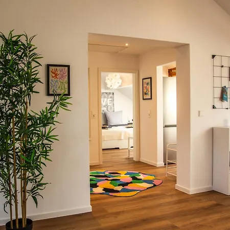 Raum-wunder Mit Kueche Und Smart-tv شقة كارلسروه